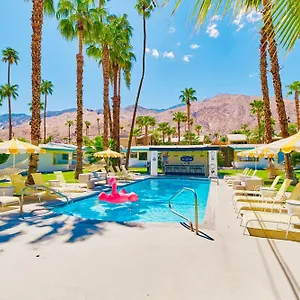 A Place In The Sun - Adults Only Big Units, 24h Heated Pool & In 1 Acre Park Prime Location, Dog Friendly, Midcentury Modern Boutique 棕榈泉